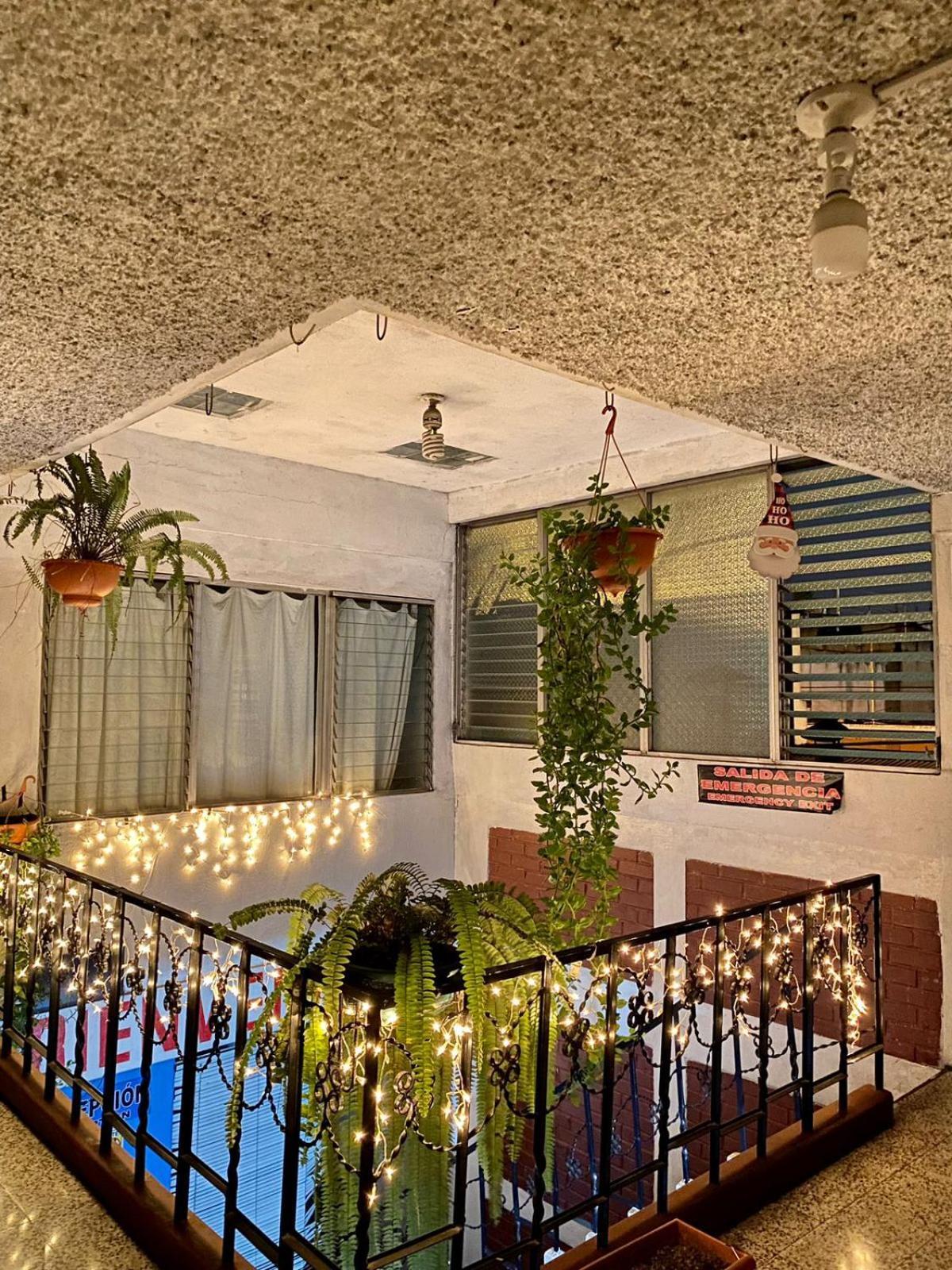 Hotel El Meson Guatemala Exterior photo